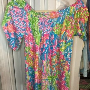 Flowy Lilly Pulitzer wide neck top